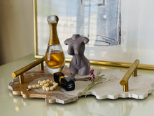 Load image into Gallery viewer, WOMAN TORSO JESMONITE