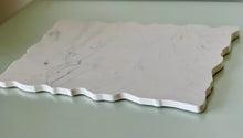 Load image into Gallery viewer, THE MARBLE TRAY