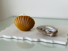 Load image into Gallery viewer, THE SHELL CANDLE