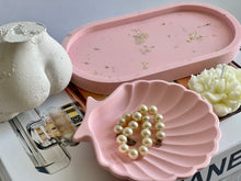 Load image into Gallery viewer, SHELL SHAPE DISH
