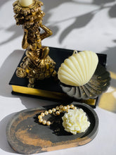 Load image into Gallery viewer, THE SHELL CANDLE