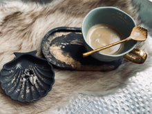 Load image into Gallery viewer, SHELL SHAPE DISH