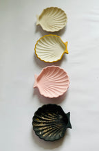 Load image into Gallery viewer, SHELL SHAPE DISH