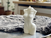 Load image into Gallery viewer, WOMAN TORSO XL