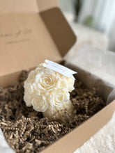 Load image into Gallery viewer, The Bouquet
