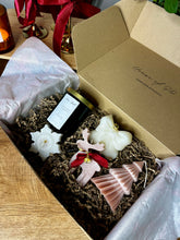 Load image into Gallery viewer, The Christmas Candle Gift Collection
