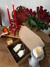 Load image into Gallery viewer, The Christmas Candle Gift Collection
