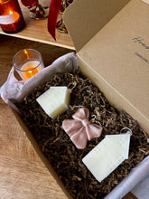 Load image into Gallery viewer, The Christmas Candle Gift Collection
